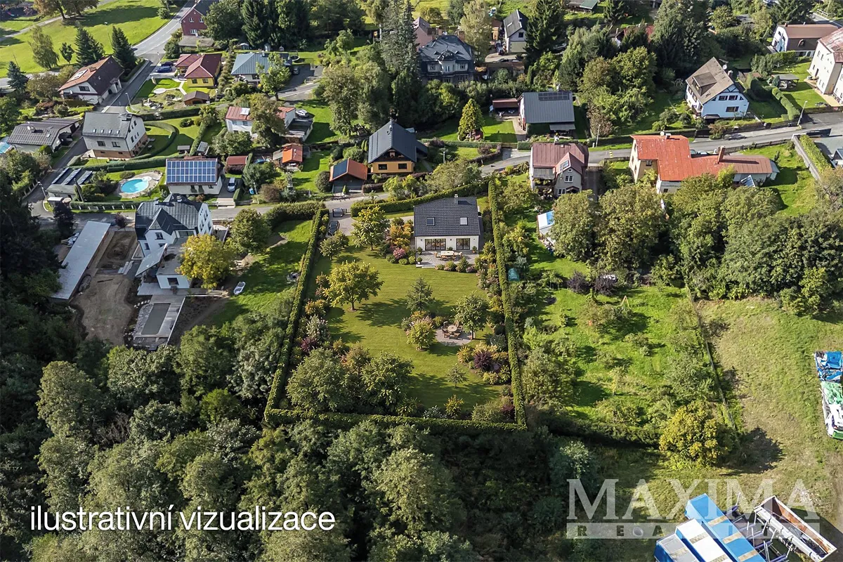 Prodej stavebního pozemku 2458 m²